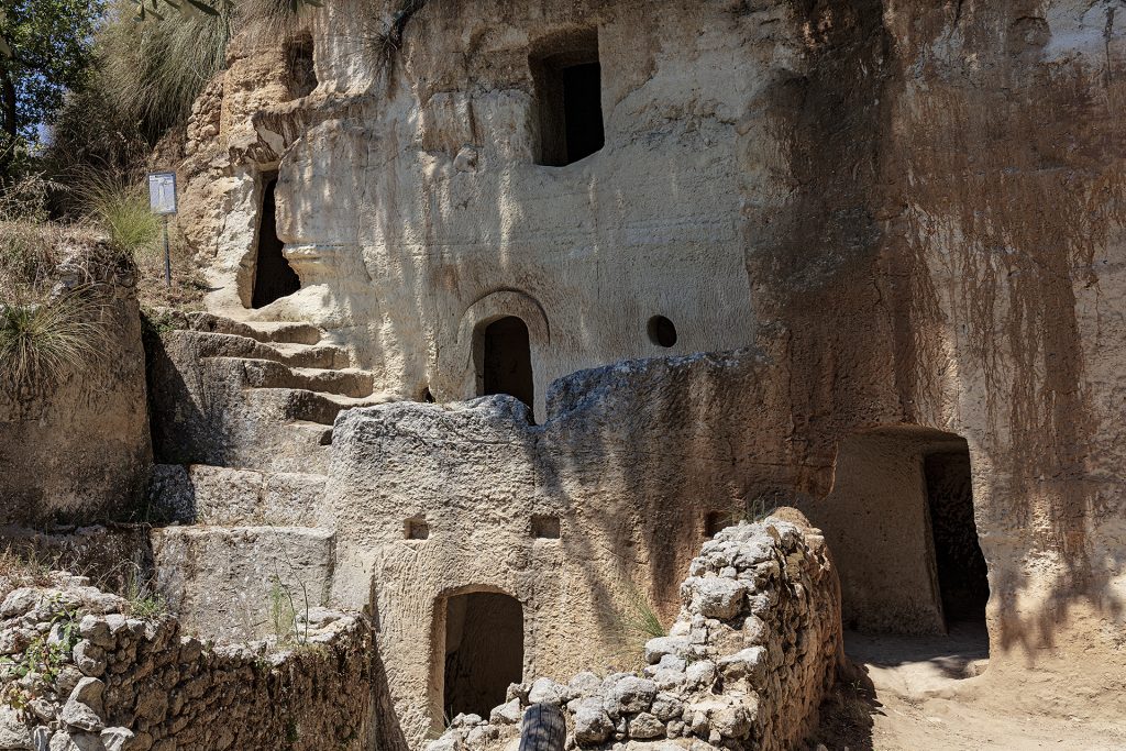 Dipinto storico che raffigura la vita nel borgo
